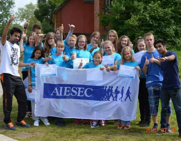 TARPTAUTINĖ DIENINĖ VASAROS STOVYKLA FIND YOUR WAY