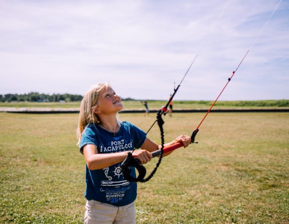 LIFE IS LIFE vaikų ir jaunimo jėgos aitvarų stovykla