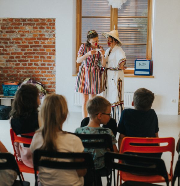 VASAROS STOVYKLA – JAUNIEJI KŪRĖJAI 2022